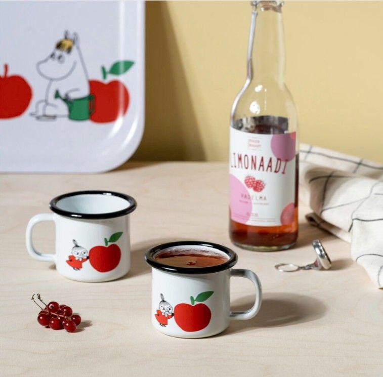 Muurla_Moomin_Emaillebecher_fröhliche-äpfeln_rot_1.5dl_1