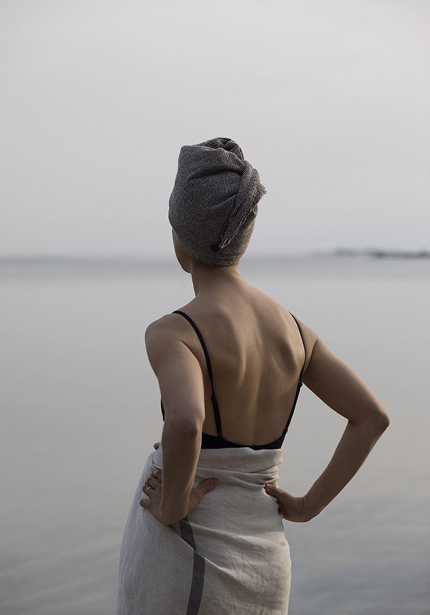 Lapuan-Kankurit-Kivi-Haar-Turban-schwarz-leinen