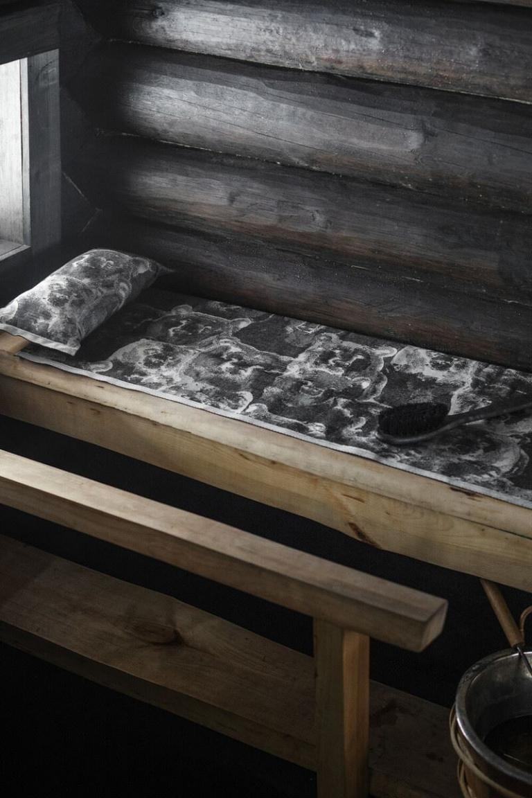 lapuankankurit_otso_sauna_unterlage_leinen-schwarz